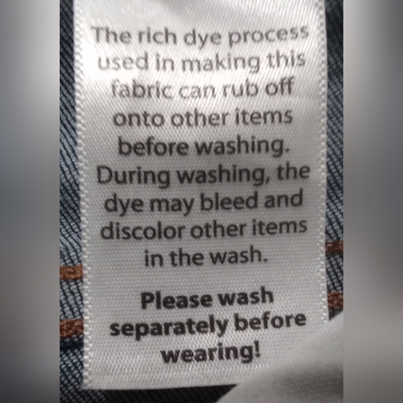 Time & Tru Women's Shorts Size 4 Mid Rise New Never Worn Navy Blue NWOT - Picture 4 of 4